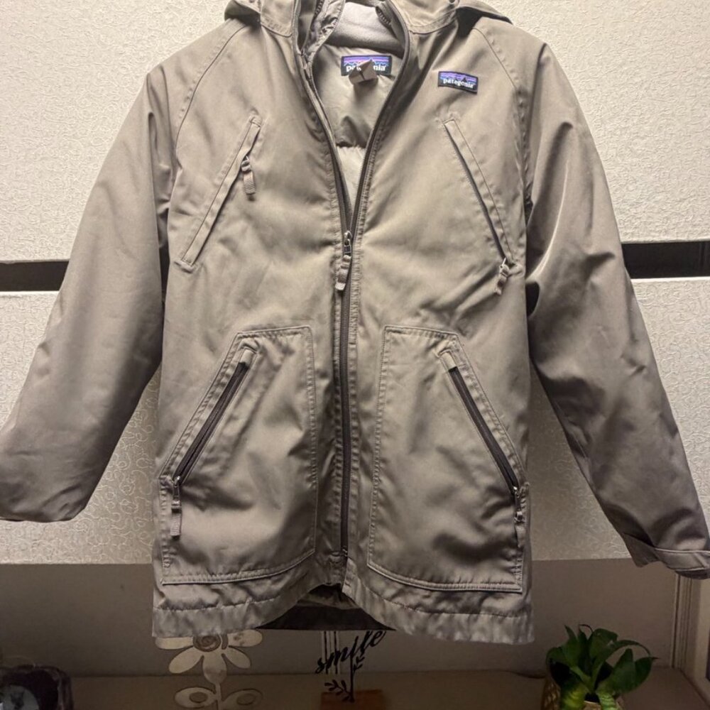 Patagonia Tres 3 in 1 Parka (Youth size XL/14)